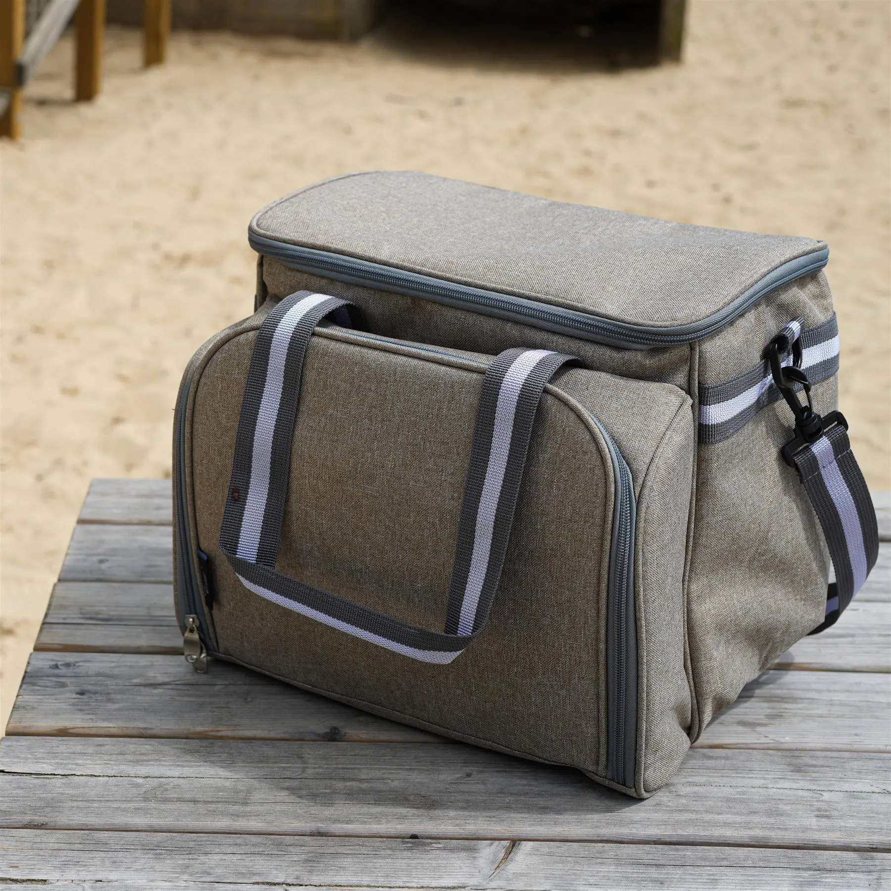 4 Person Picnic Hamper Bag