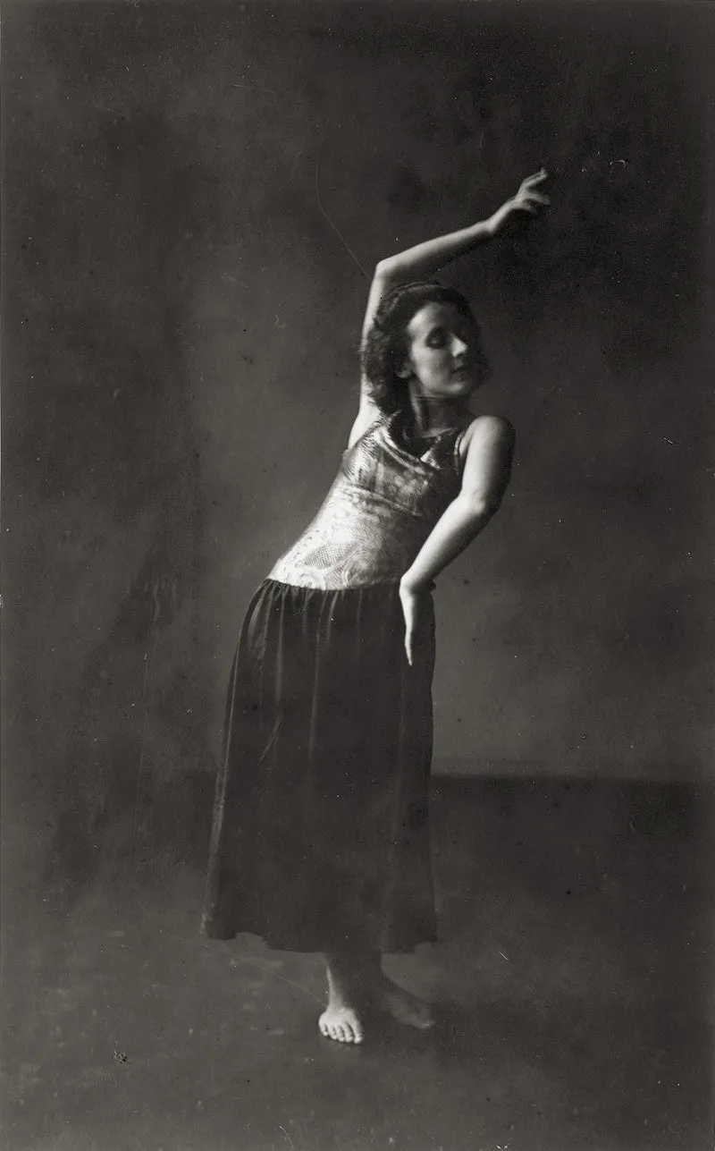 A Group of Six Original Early 20thC Gelatin Silver Photographs of Expressive Dance c.1925-35