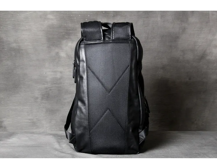 Black Classical Leather Traveling Backpack 8021