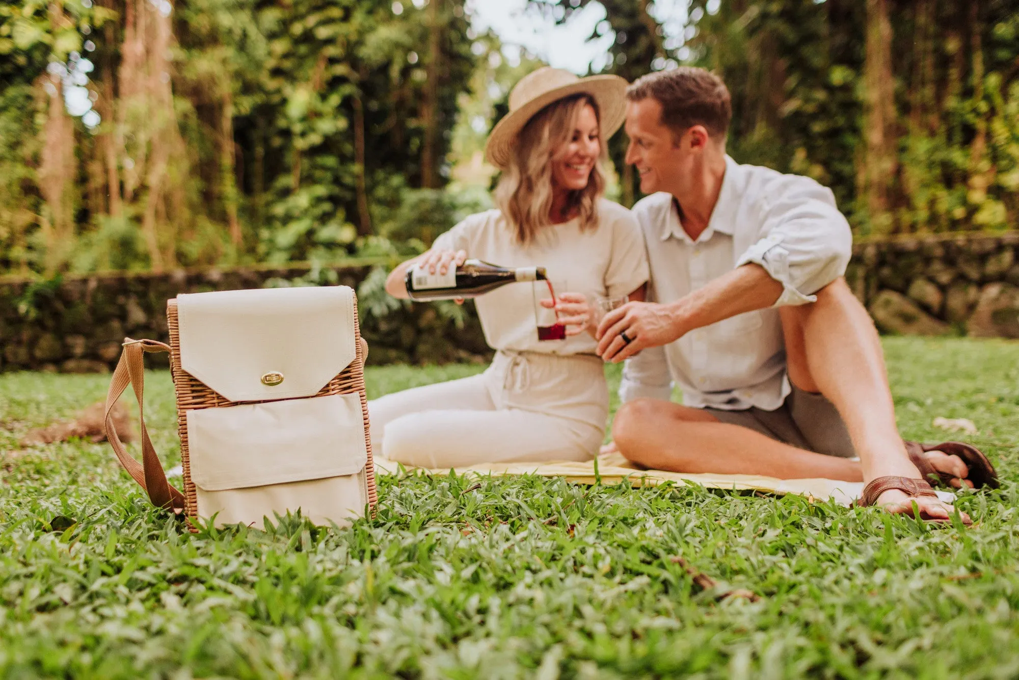 Corsica Wine & Cheese Picnic Basket