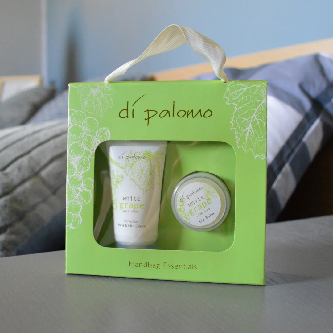 Di Palomo White Grape Handbag Essentials Set