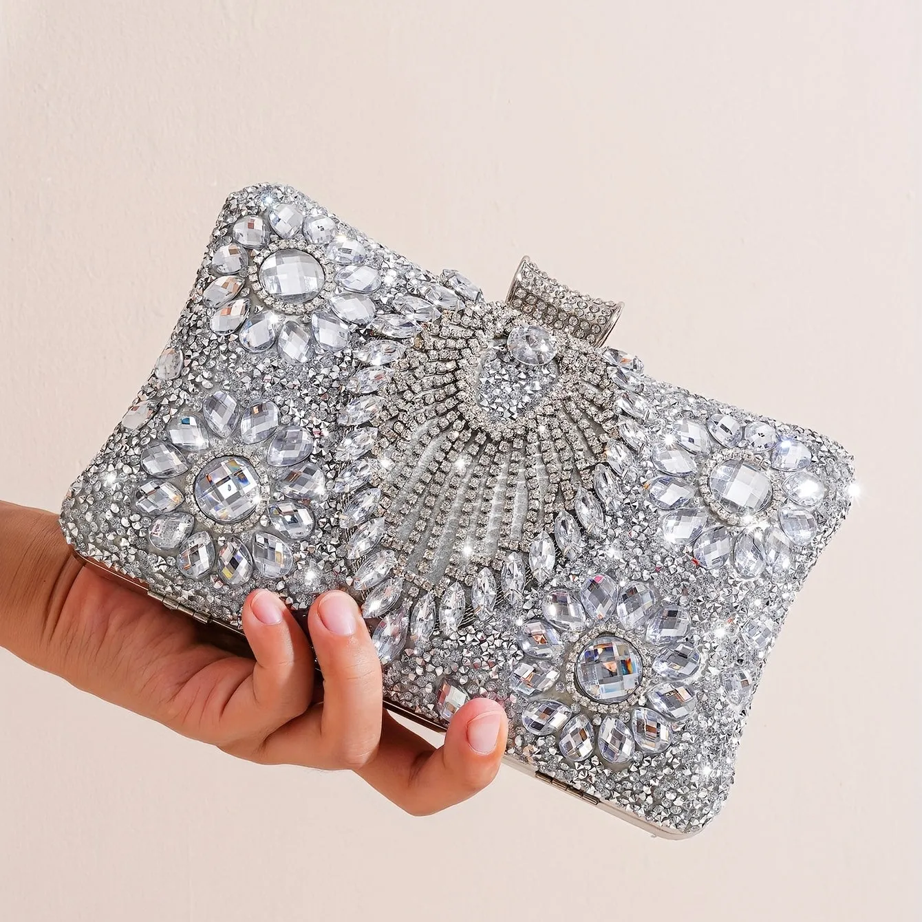 Elegant Silver Rhinestone Evening Clutch – Removable Strap, Buckle Closure, Polyester Lining, Ideal for Bridal and Special Occasions