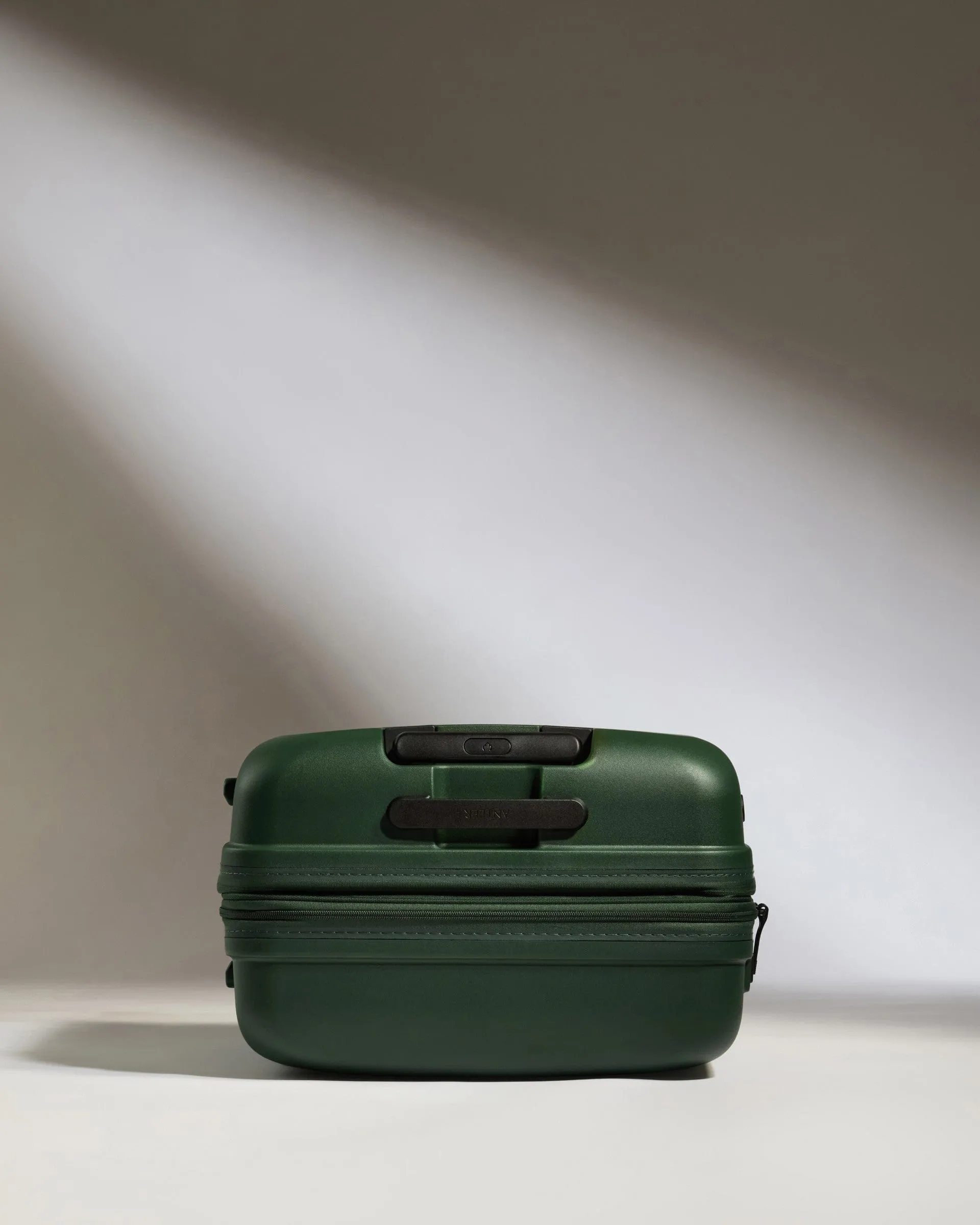 Medium Suitcase in Antler Green - Single Stripe