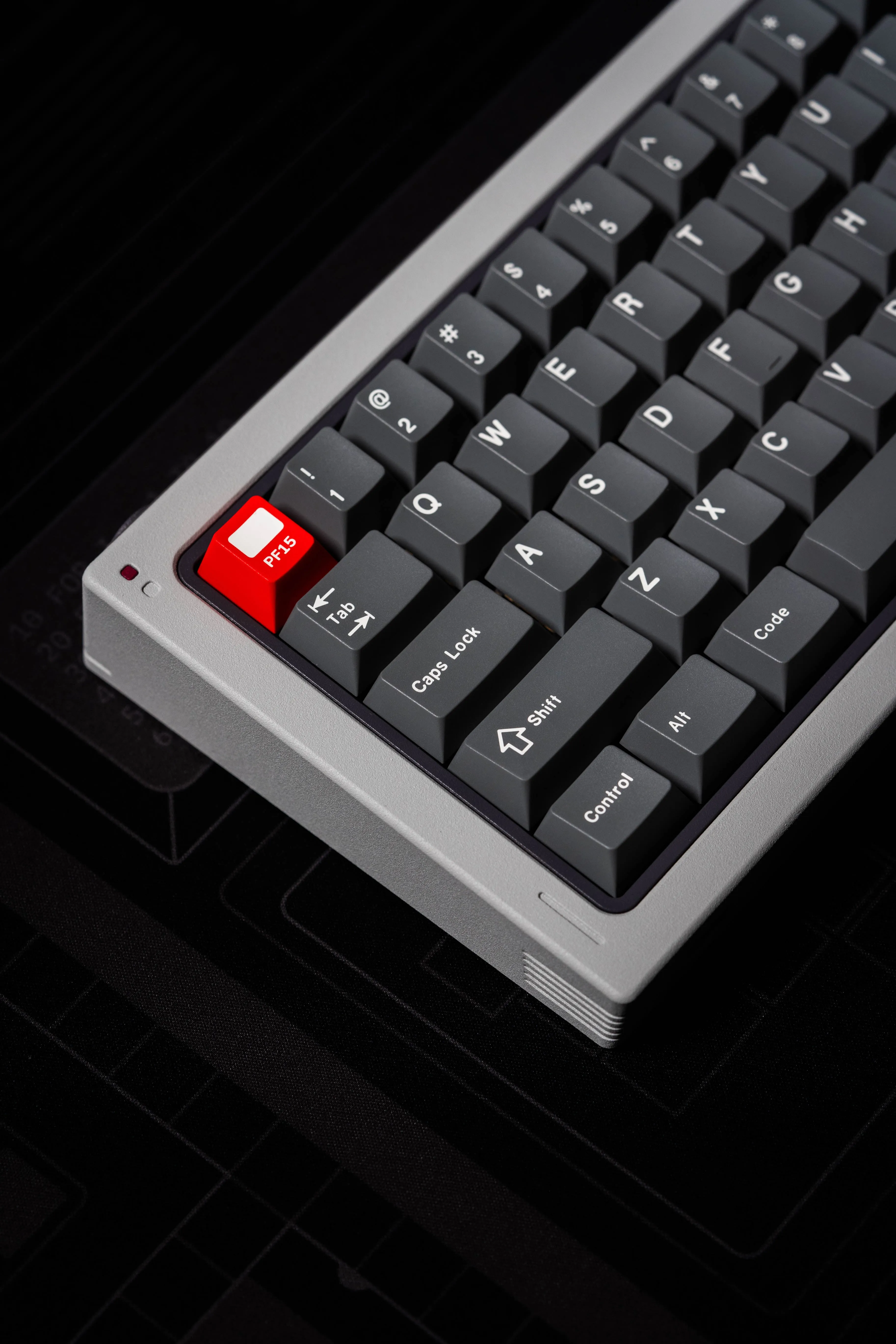 [Pre-Order] GB65 Keyboard by 80Retros X Click Inc - Pre-built Kit