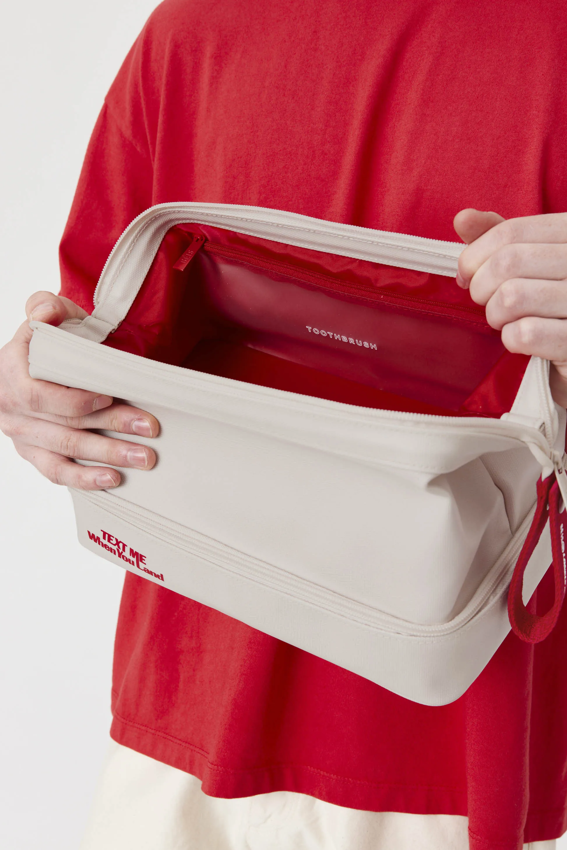 The Dopp Kit in Ghost White