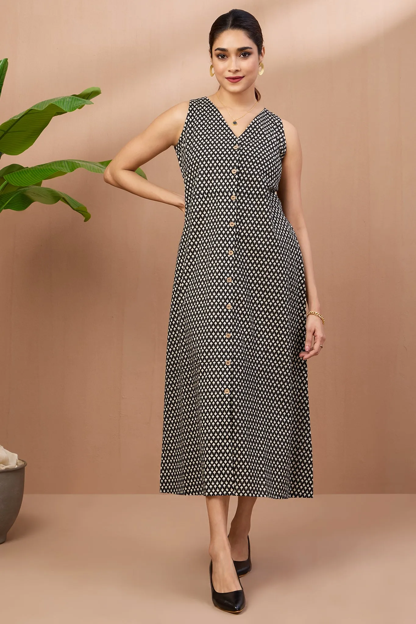 v-neck button down dress - ebony soiree