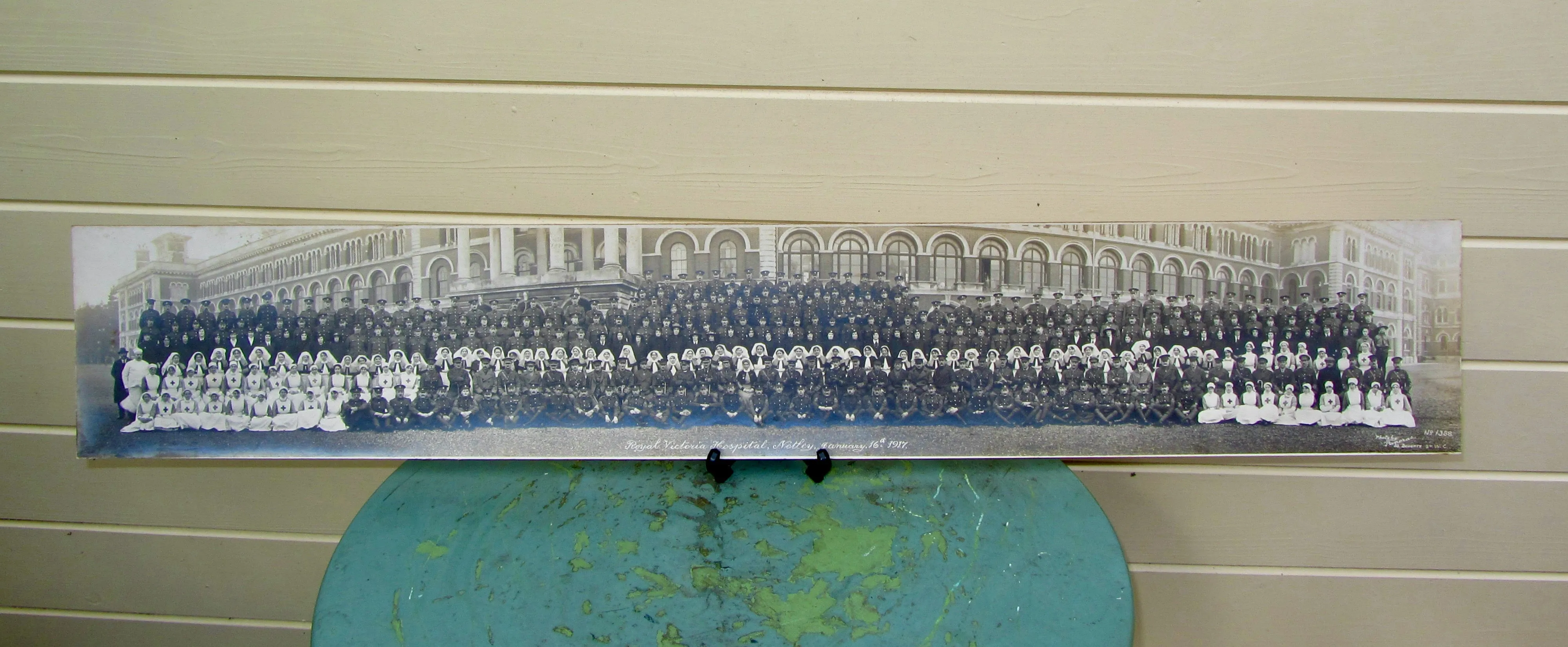 WW1 Panoramic Monochrome Photograph Of Staff At The Royal Victoria Hospital Netley