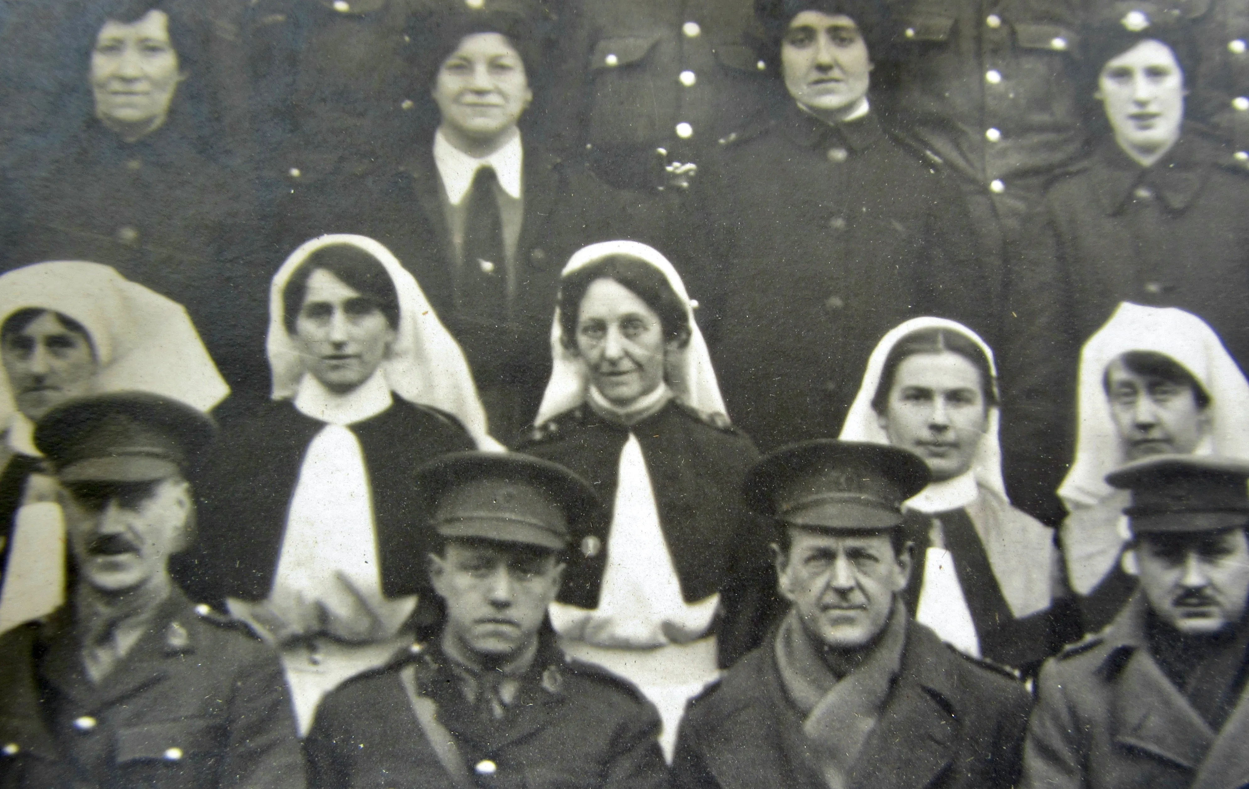 WW1 Panoramic Monochrome Photograph Of Staff At The Royal Victoria Hospital Netley